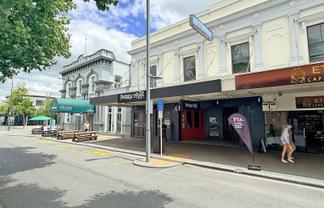 Step Into Victoria Street’s Dining Spotlight