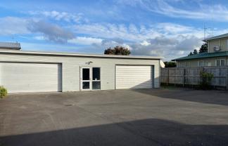 Work, store, operate, all in one space