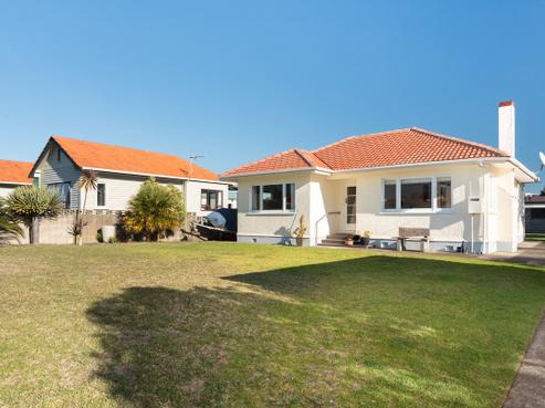 52 Pitau Road, Mount Maunganui