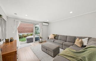 9 Akeake Lane, Manurewa