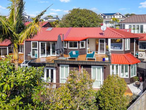 73A Long Drive, Saint Heliers