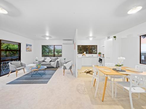 4/3 Barneys Farm Road, Clendon Park