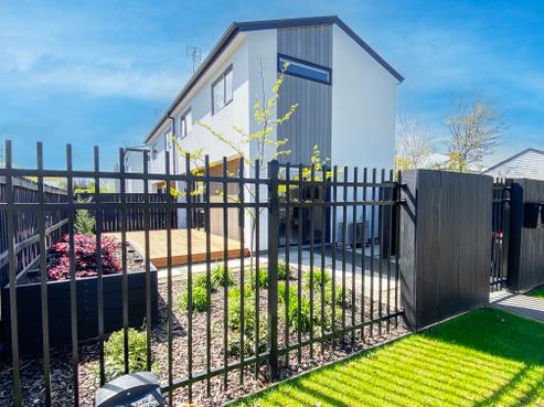 1/27 Winton Street, Saint Albans