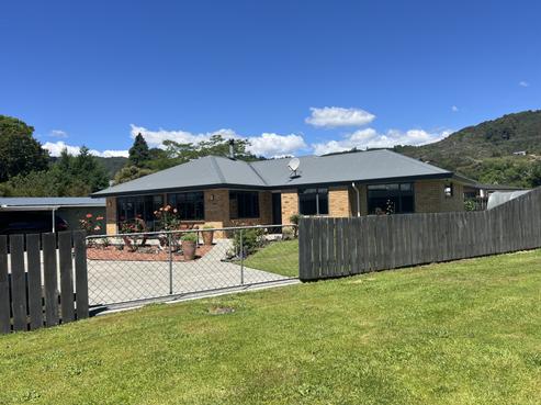 120 Shiel Street, Reefton