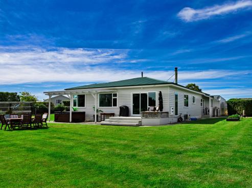 2 Neva Street, Wyndham Surrounds