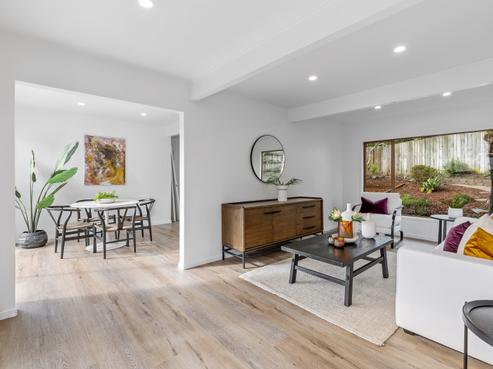 2/867 Beach Road, Waiake