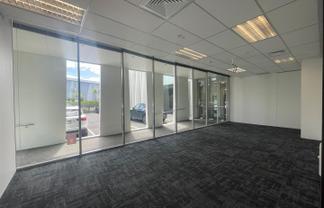 Prestigious Ground Floor Office