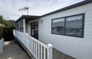 Rear Unit/5A Mohua Street, Waikanae