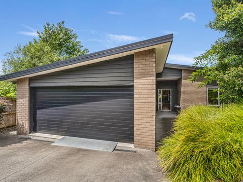 313 Main Road, Tairua