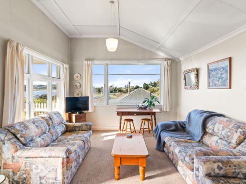 72 Stornoway Street, Karitane