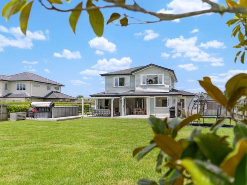 11 Kahika Grove, Huapai