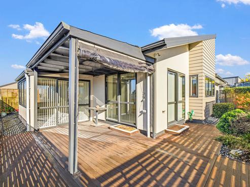 18/2 Caversham Road, Westmere