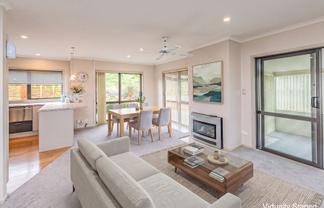 18/2 Caversham Road, Springvale
