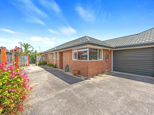 2/29 Loughton Street, Burwood