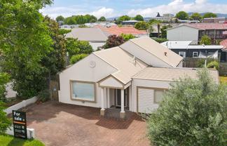 Prime Office Space on CBD Fringe