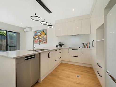 11 Paku Lane, Mount Wellington