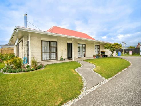 64 Henley Street, Westport
