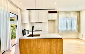 Auckland - Address withheld