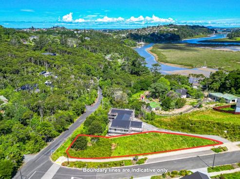 48 Awanui Road, Red Beach