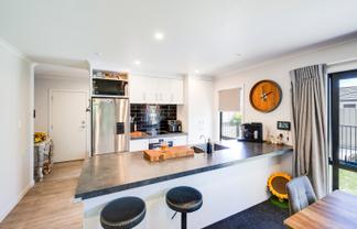 39a Merton Crescent, Pirimai