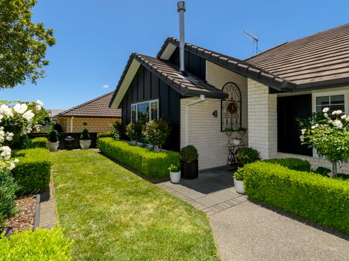 127 Saint Andrews Drive, Bethlehem
