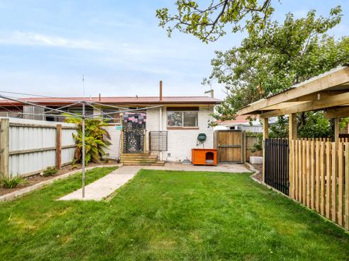 2/374B Pages Road, Aranui