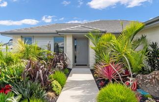 104 Kaurinui Crescent, One Tree Point