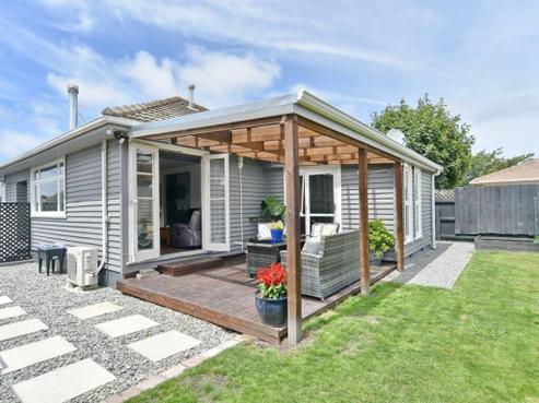 93 Bassett Street, Burwood