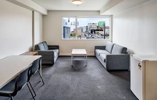 2J/242 Taranaki Street, Mount Cook