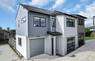 22B Tui Crescent, Manurewa