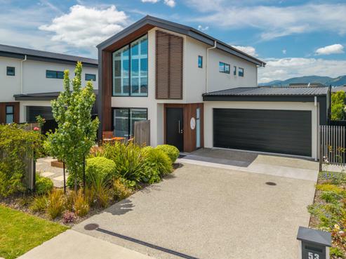 53 Summersfield Boulevard, Appleby