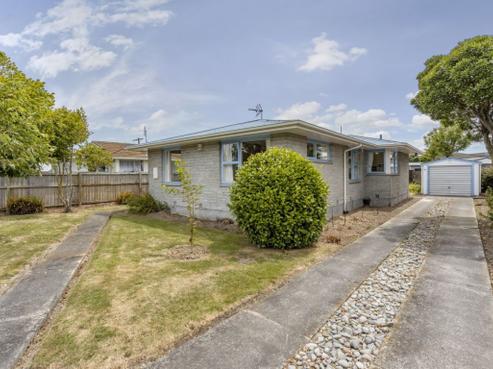 3 La Perouse Place, Northcote