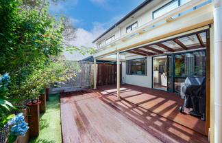 8/427 Albany Highway, Albany