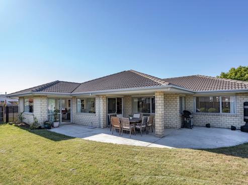 9 Panckhurst Drive, Woodend