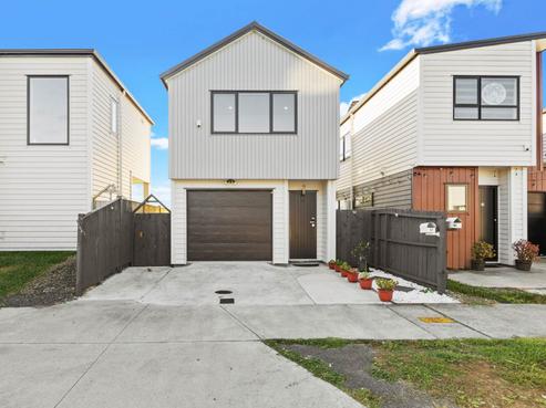 17 Kairakau Street, Takanini