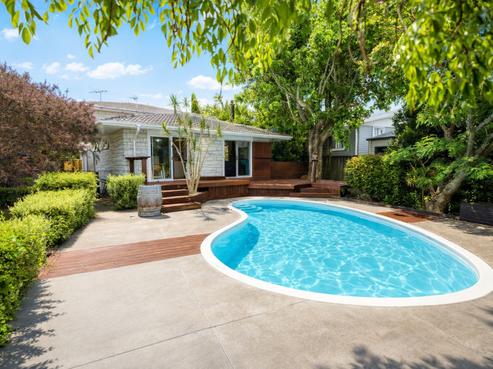 85 Hutchinsons Road, Bucklands Beach