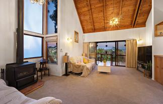 144 Wiseley Road, West Harbour