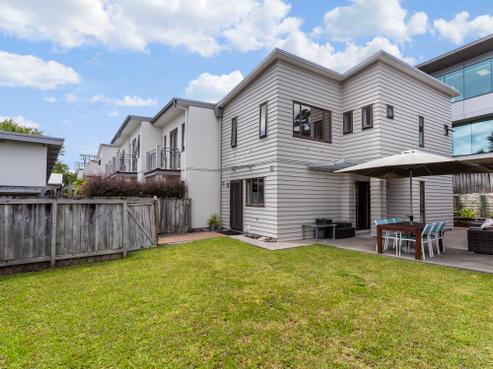 32/92 Bush Road, Albany