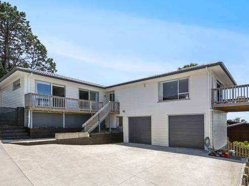54 Chorley Avenue, Massey