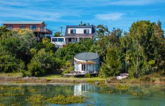 17 Shelly Beach Road, Surfdale