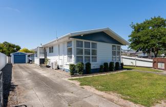 19 Halswell Crescent, Westbrook