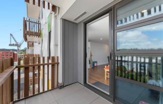 512/22 Library Lane, Albany