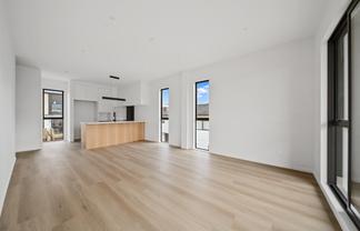 2/17 Sunnyfield Crescent, Glenfield