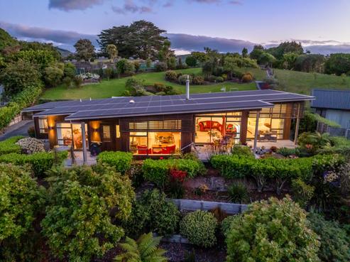 6 Ferndale Drive, Waikanae
