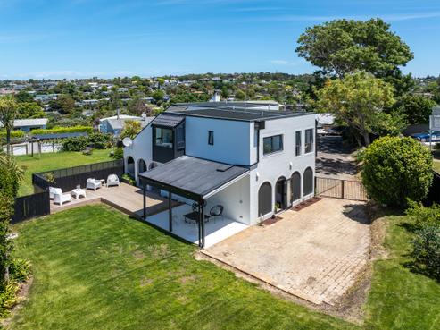 2/26 Salem Place, Torbay