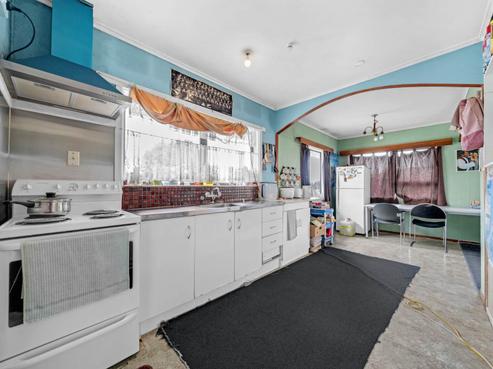 295 Bairds Road, Otara