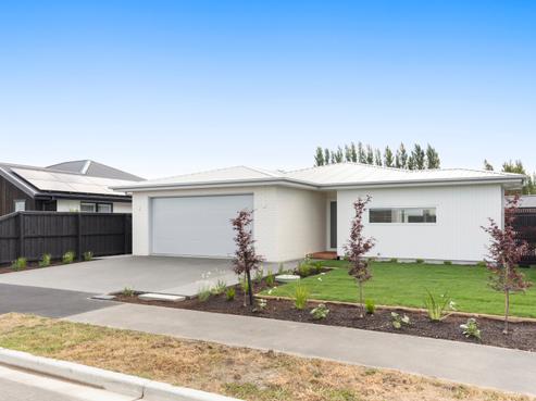 30 Oakmill Drive, Casebrook