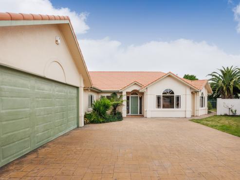 38 East Street, Feilding
