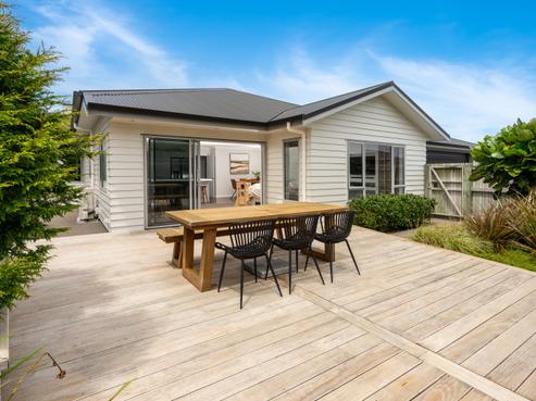 15 Belize Grove, Grenada Village
