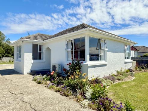 607 Tweed Street, Newfield